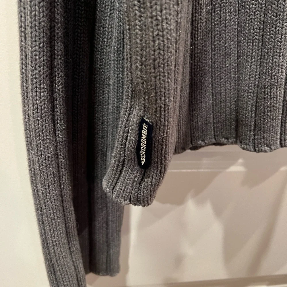 Abercrombie & Fitch Gray V-Neck Sweater Sz XL